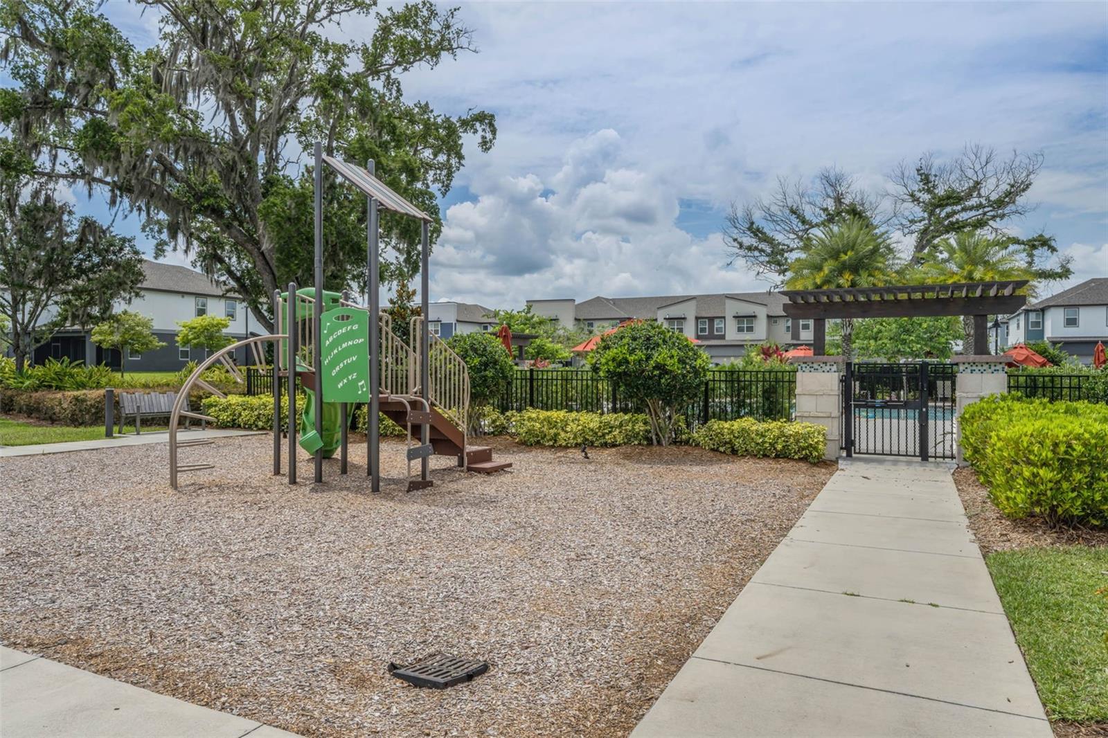 Image 38 of 55 For 1174 Wildmeadow Run