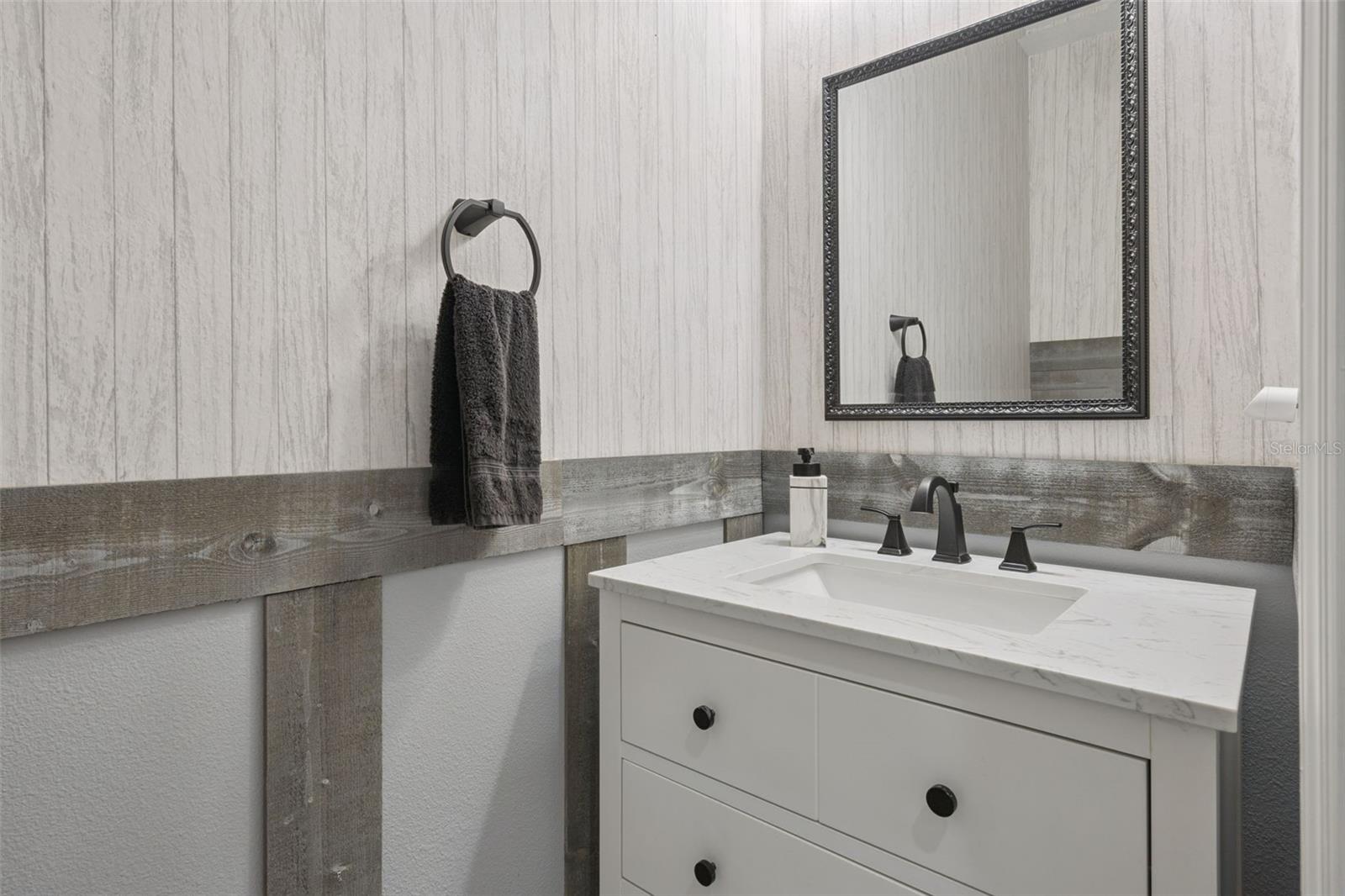 Image 23 of 67 For 14038 Jomatt Loop