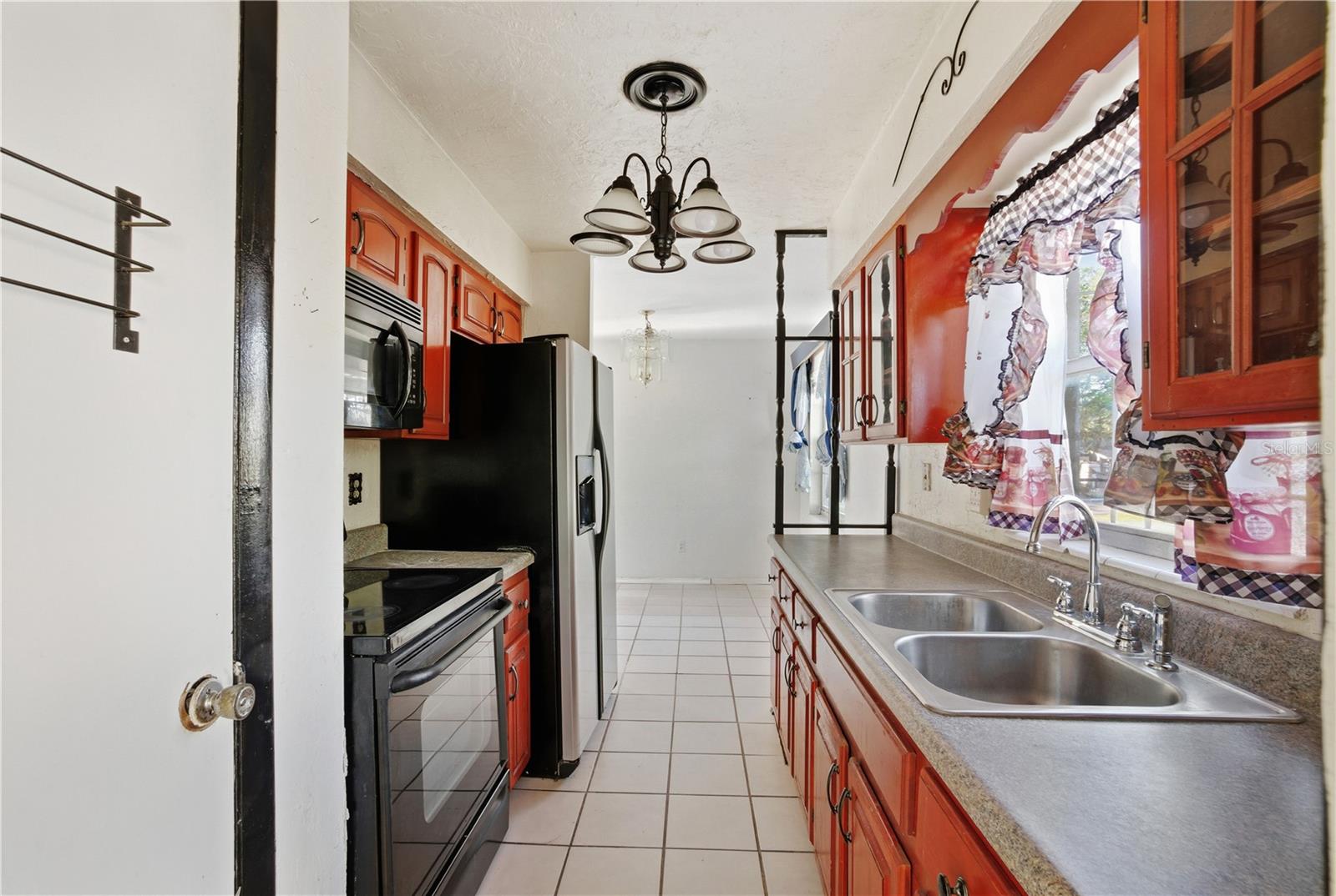 Image 4 of 15 For 800 Orange Grove Drive