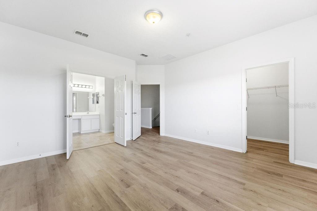 Image 19 of 38 For 2795 Oakwater Drive