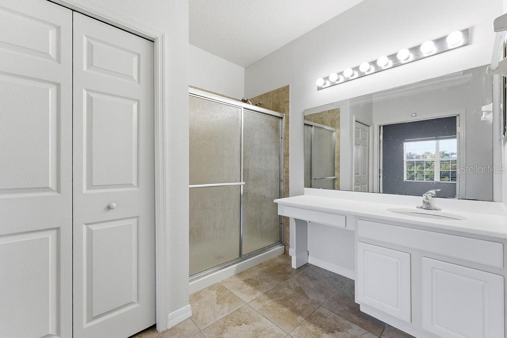 Image 21 of 38 For 2795 Oakwater Drive