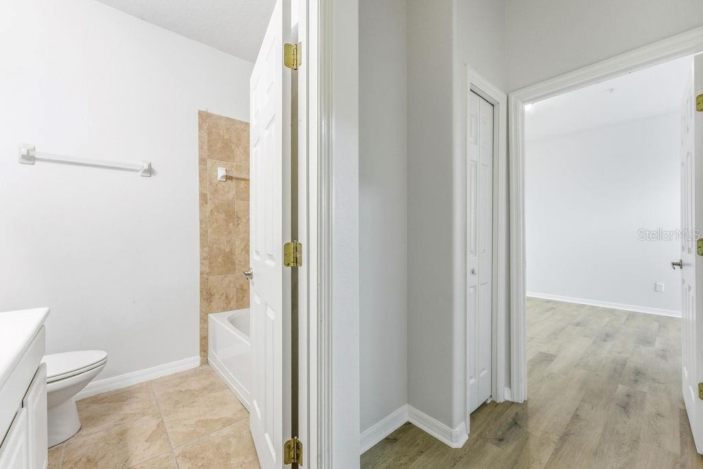 Image 22 of 38 For 2795 Oakwater Drive