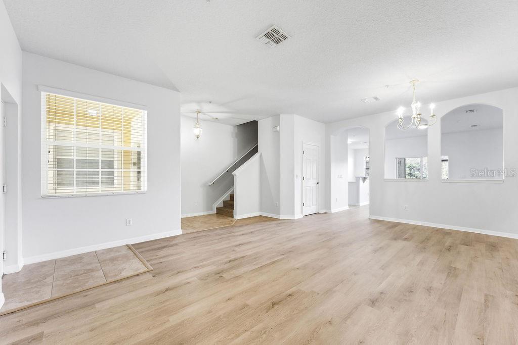 Image 5 of 38 For 2795 Oakwater Drive