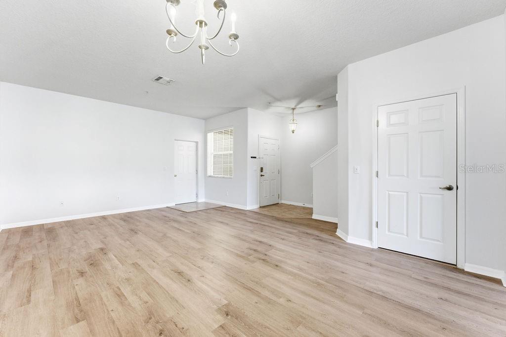 Image 7 of 38 For 2795 Oakwater Drive