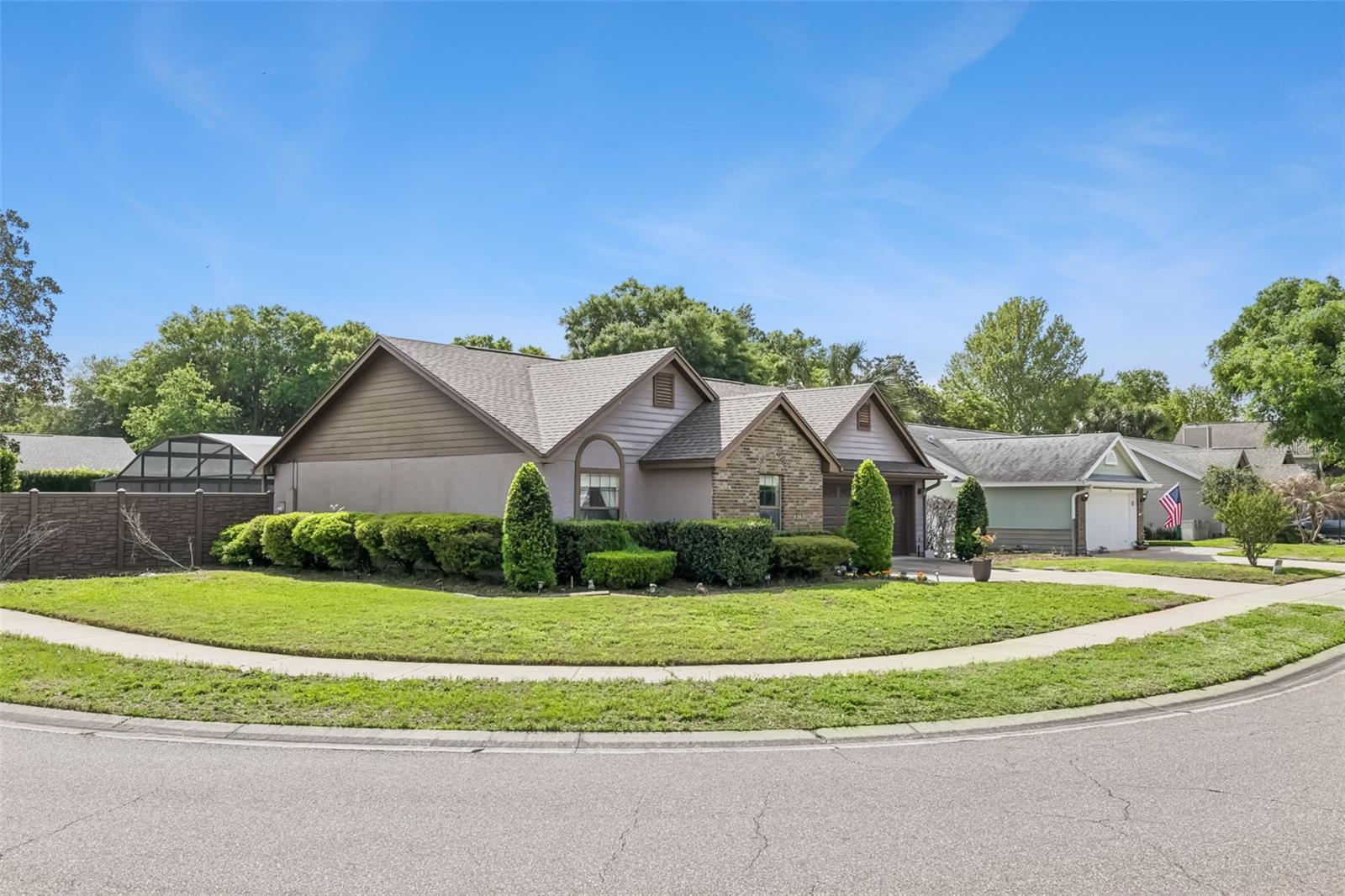 Image 18 of 21 For 487 Autumn Oaks Place