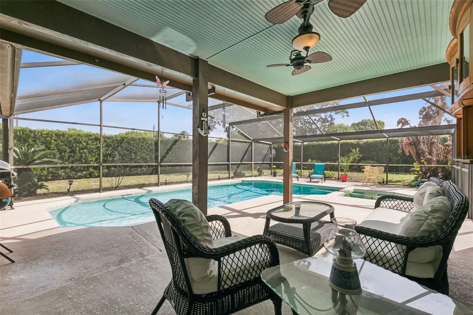 Image 9 of 21 For 487 Autumn Oaks Place