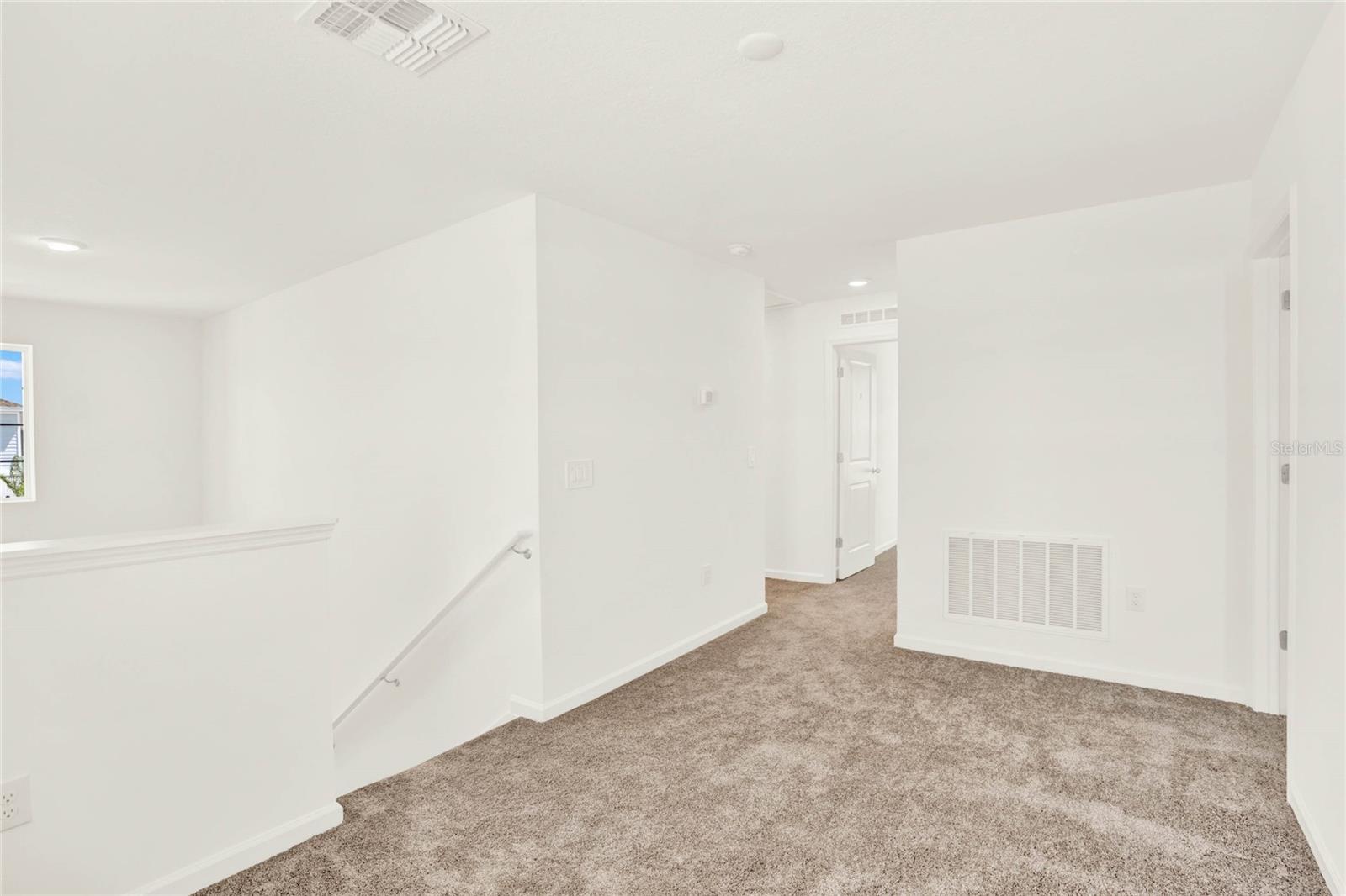 Image 17 of 42 For 517 Bell Prairie Circle