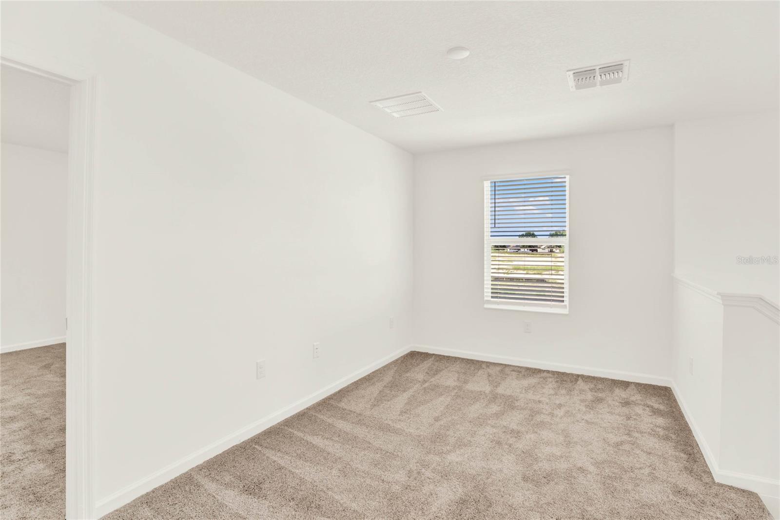 Image 19 of 42 For 517 Bell Prairie Circle