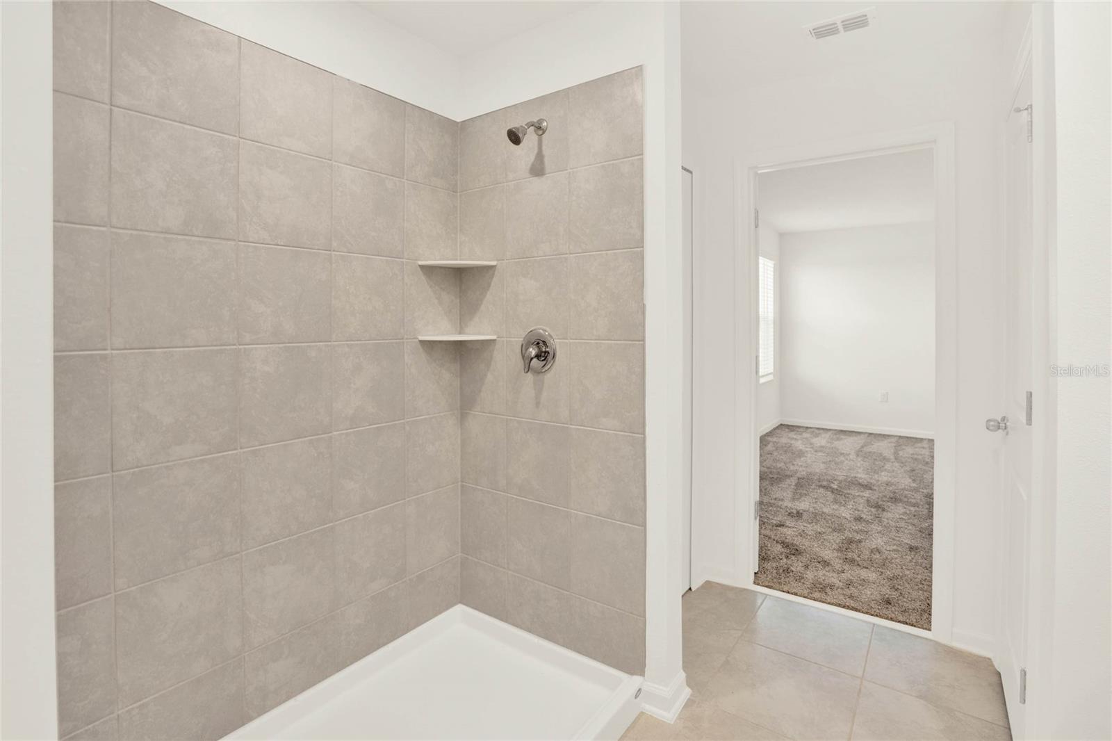 Image 25 of 42 For 517 Bell Prairie Circle