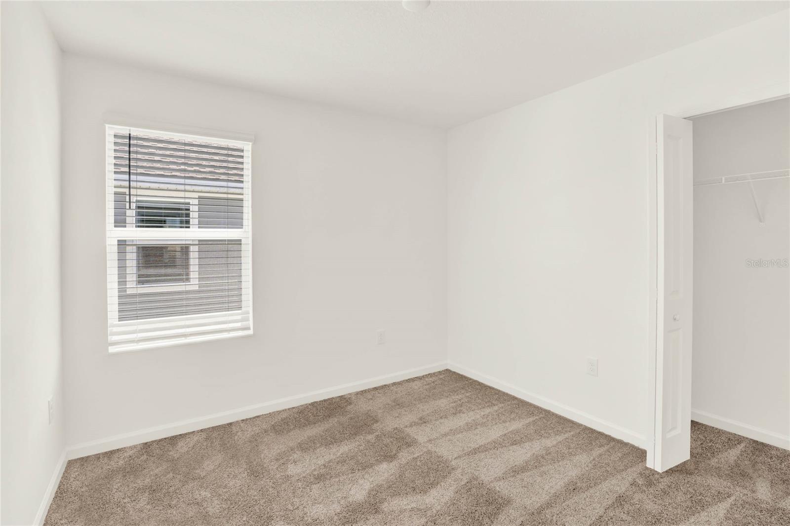 Image 27 of 42 For 517 Bell Prairie Circle