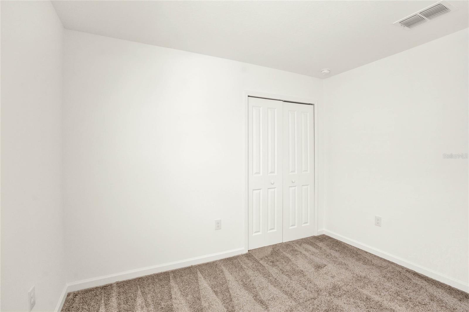 Image 28 of 42 For 517 Bell Prairie Circle