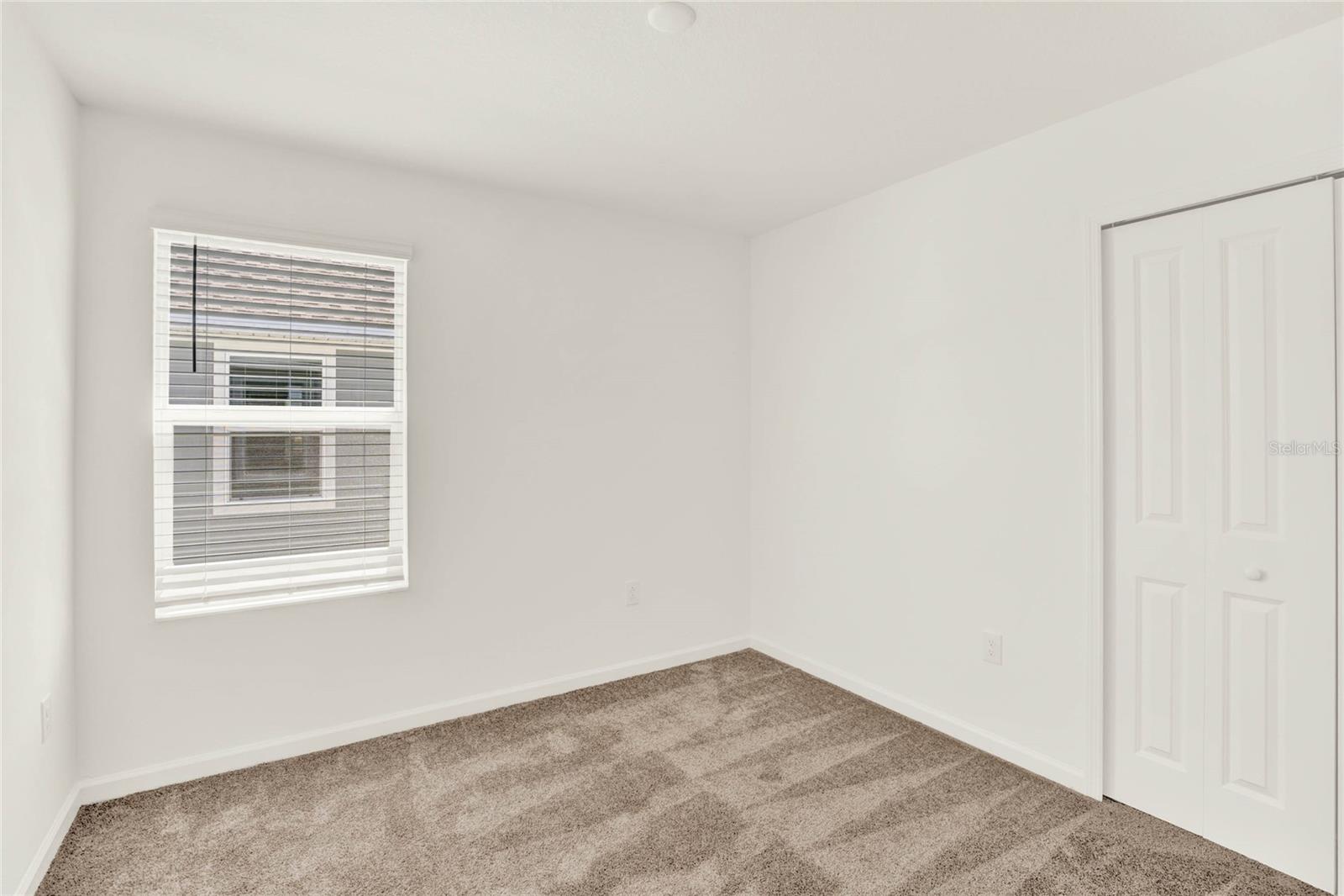 Image 31 of 42 For 517 Bell Prairie Circle