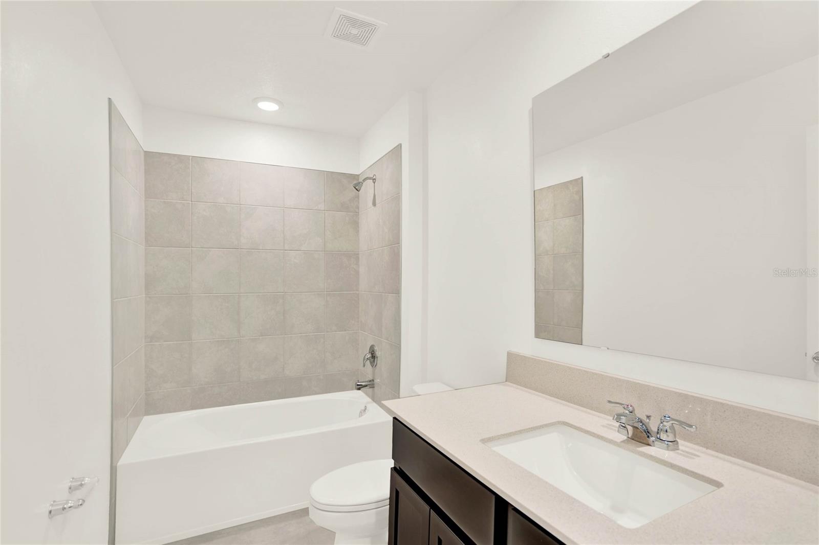 Image 32 of 42 For 517 Bell Prairie Circle