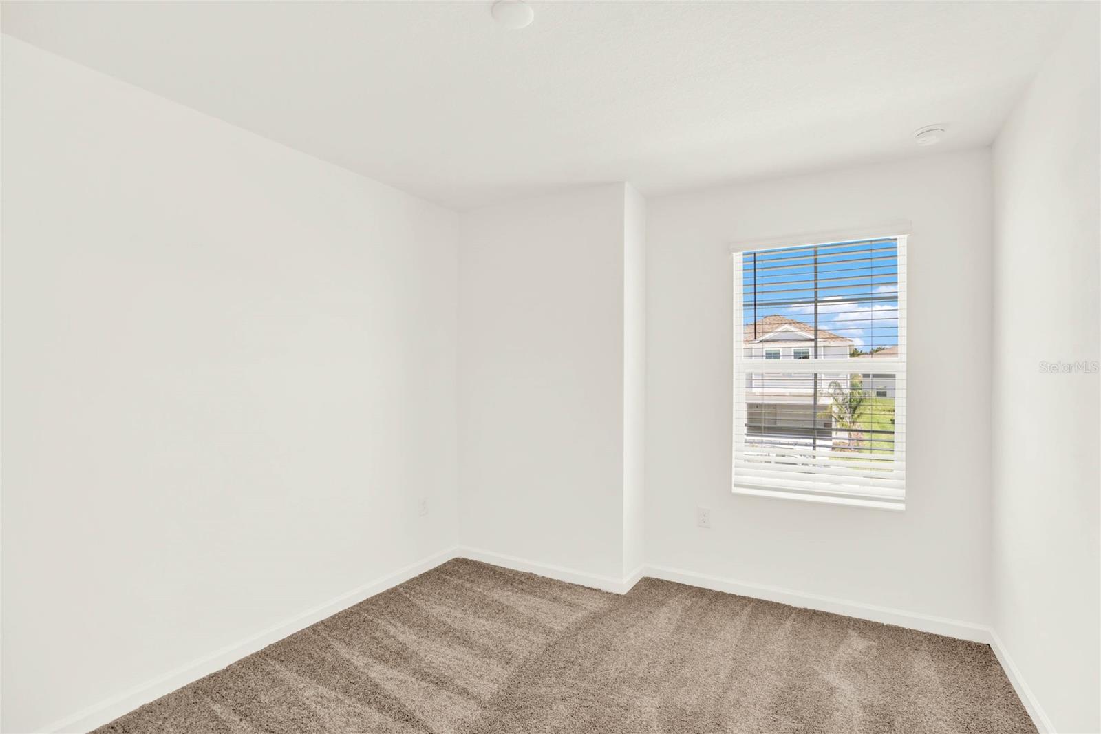 Image 37 of 42 For 517 Bell Prairie Circle