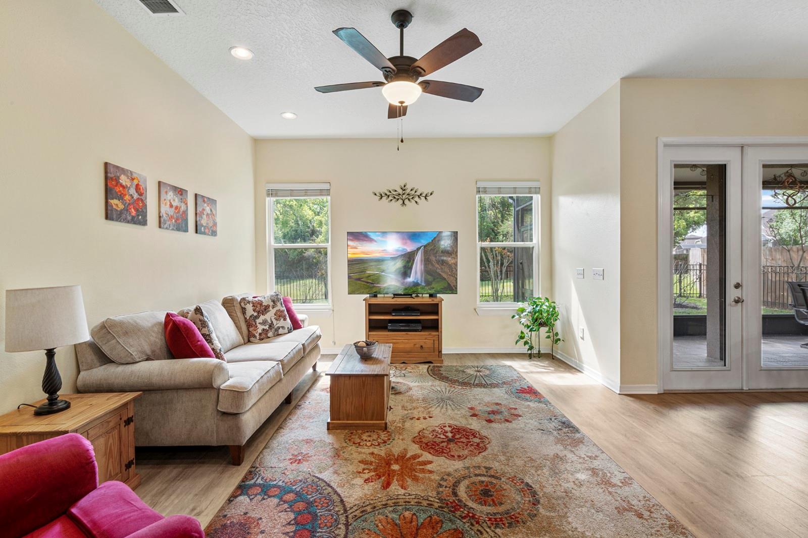 Image 19 of 52 For 1250 Stone Harbour Road