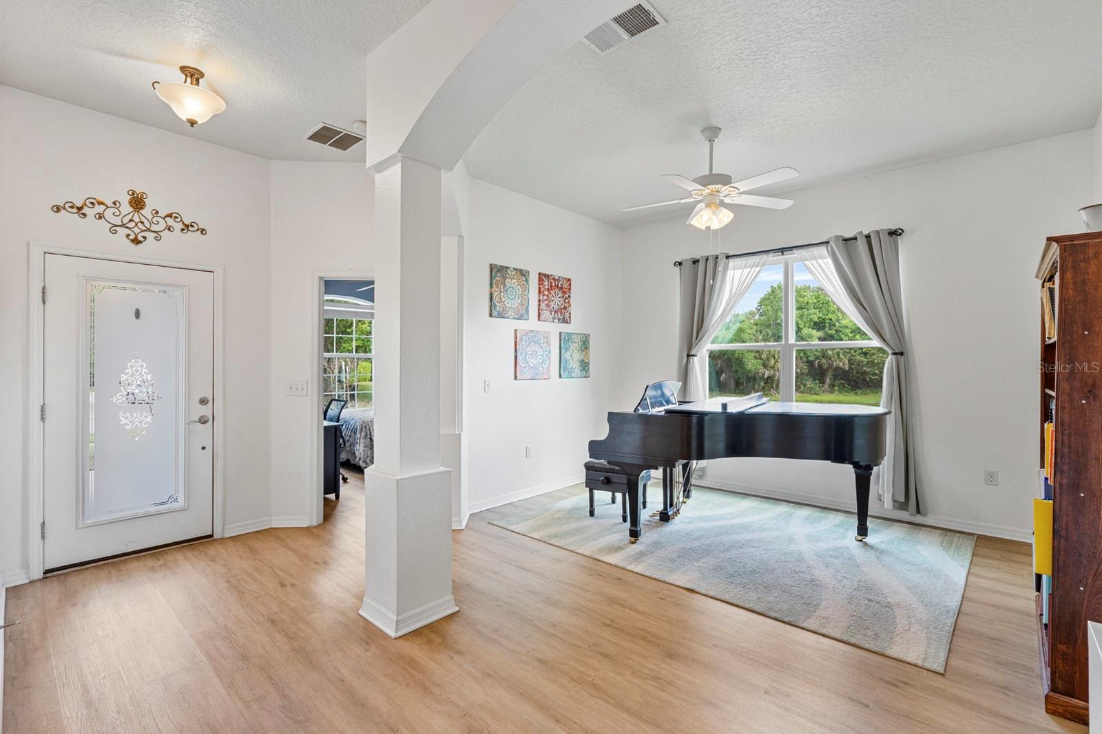 Image 8 of 52 For 1250 Stone Harbour Road