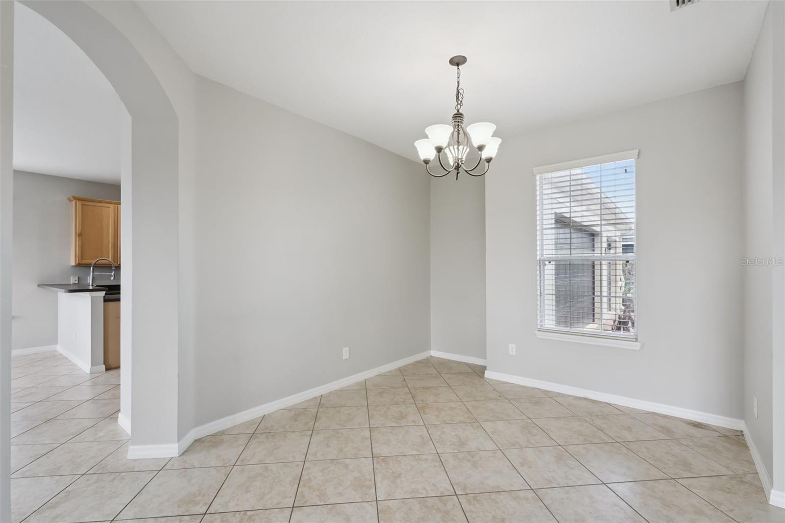 Image 8 of 35 For 4926 Rock Rose Loop