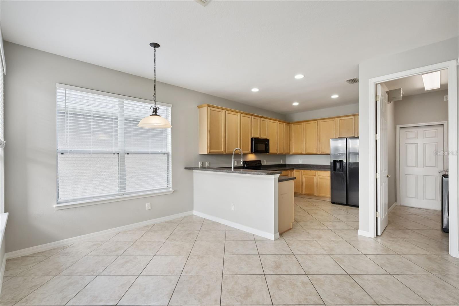 Image 9 of 35 For 4926 Rock Rose Loop