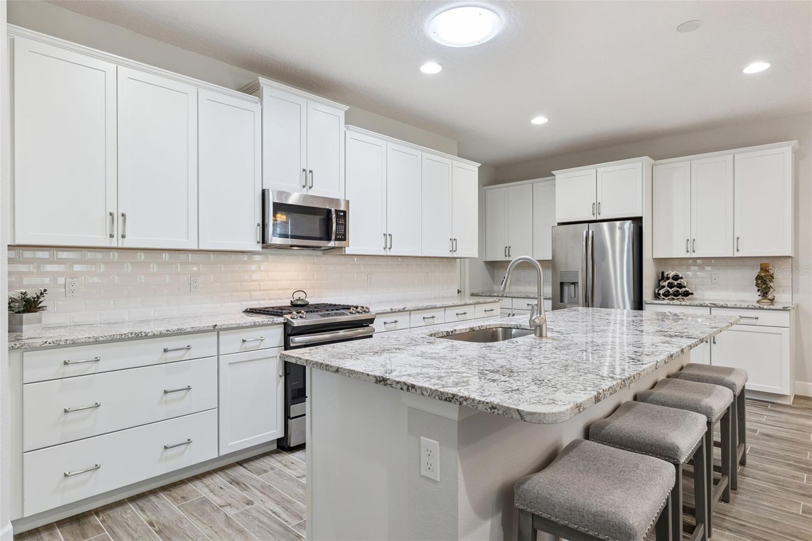 Image 4 of 62 For 1157 Avery Meadows Way