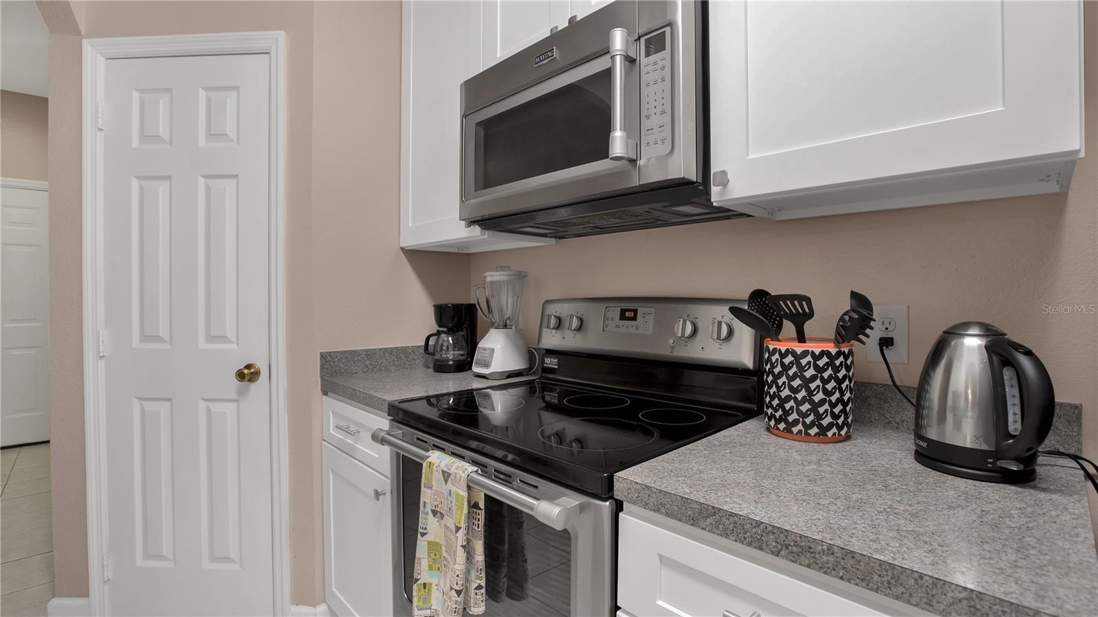 Image 10 of 28 For 3190 Dante Drive 304