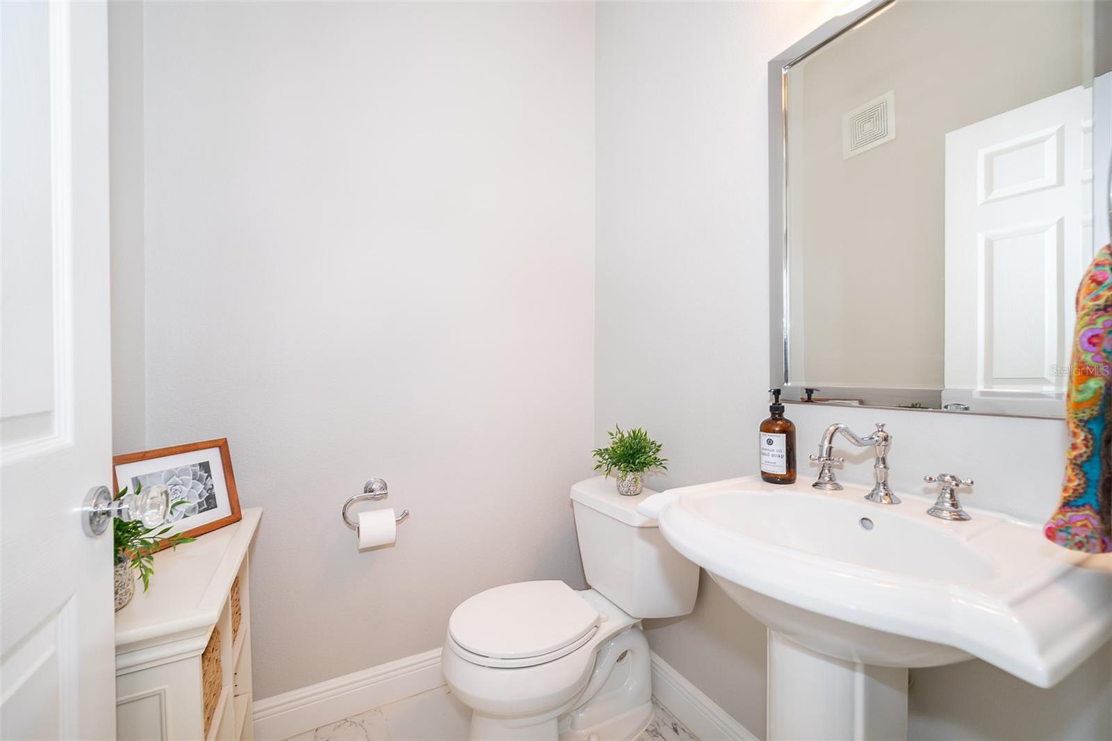 Image 12 of 24 For 1655 Lakemont Ave