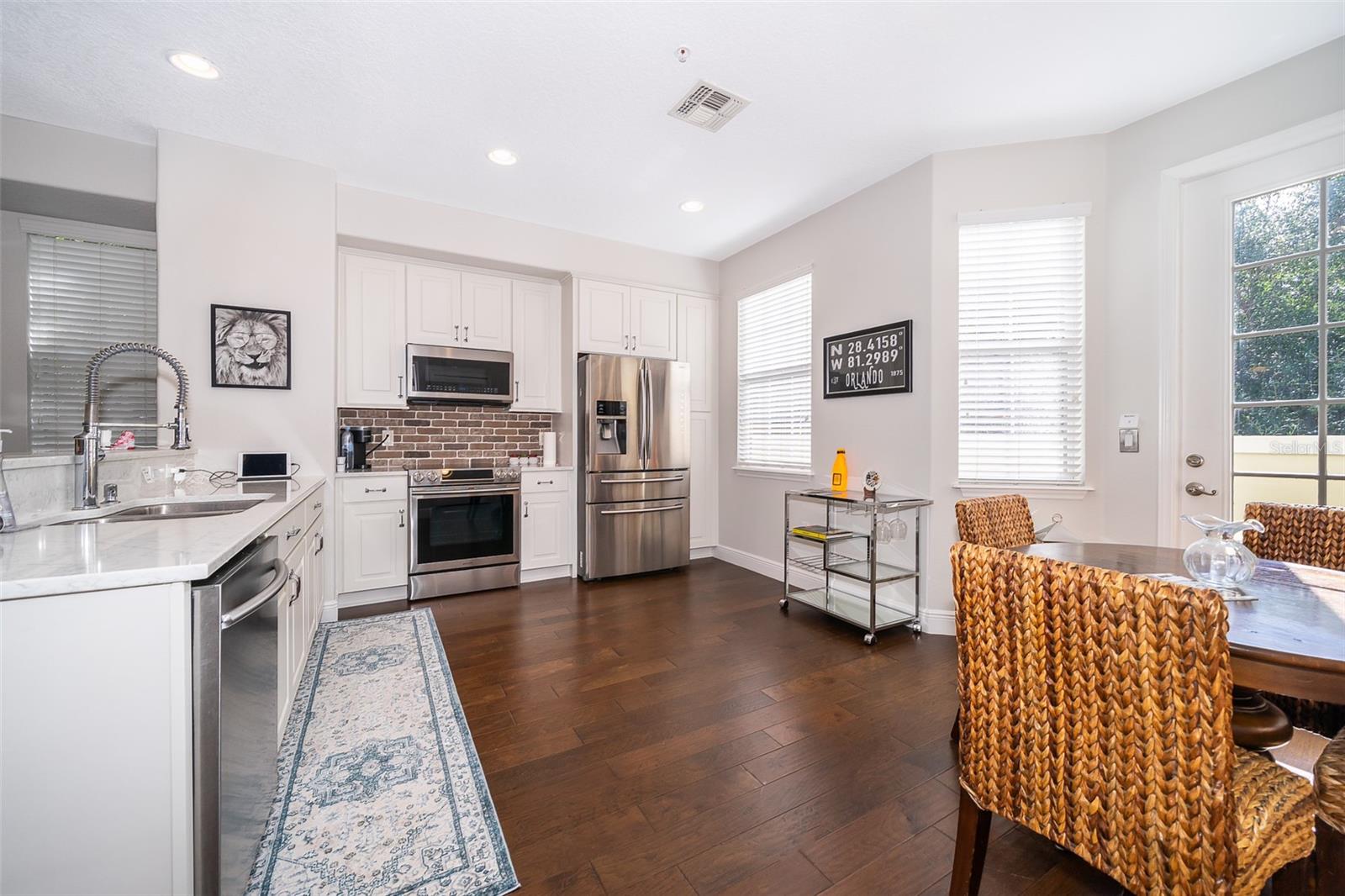 Image 8 of 24 For 1655 Lakemont Ave