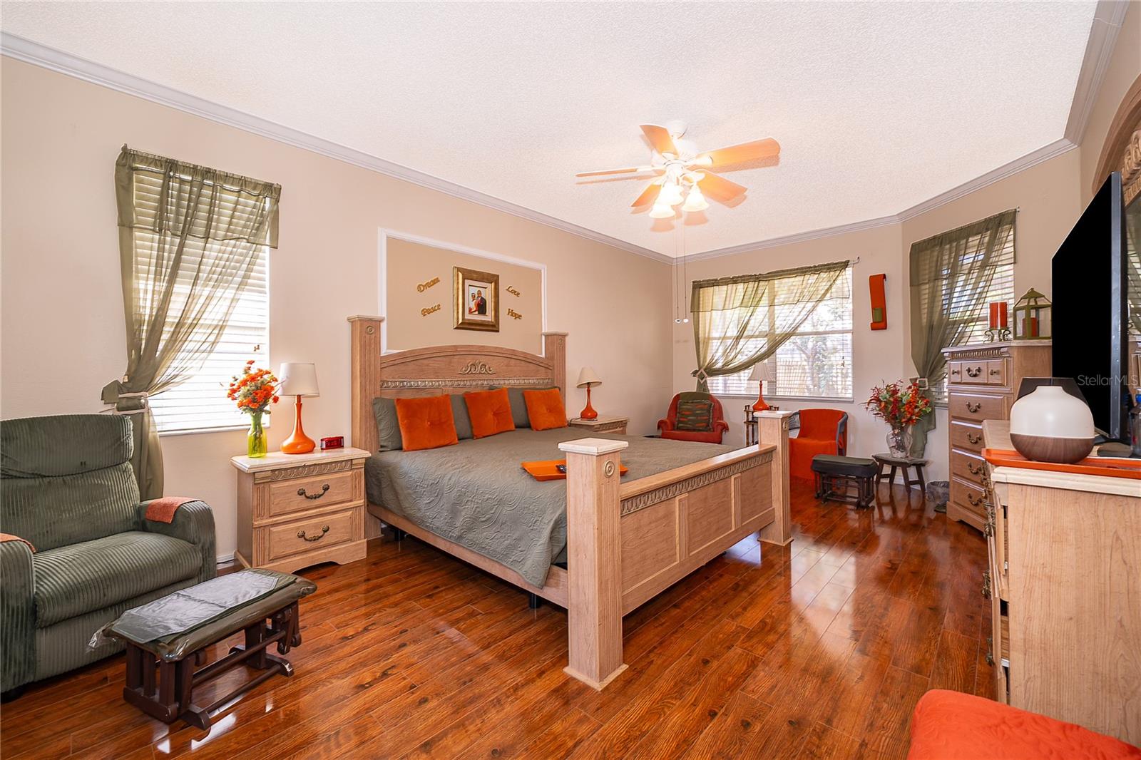 Image 16 of 36 For 1114 Bridgeway Boulevard