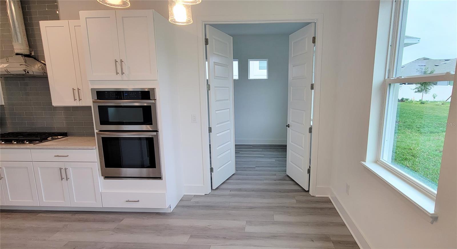 Image 13 of 45 For 15045 Lebeau Loop