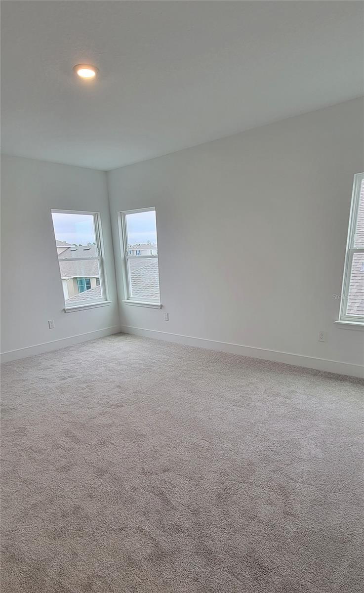 Image 20 of 45 For 15045 Lebeau Loop