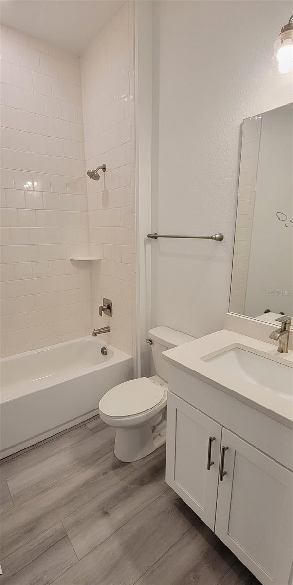 Image 5 of 45 For 15045 Lebeau Loop