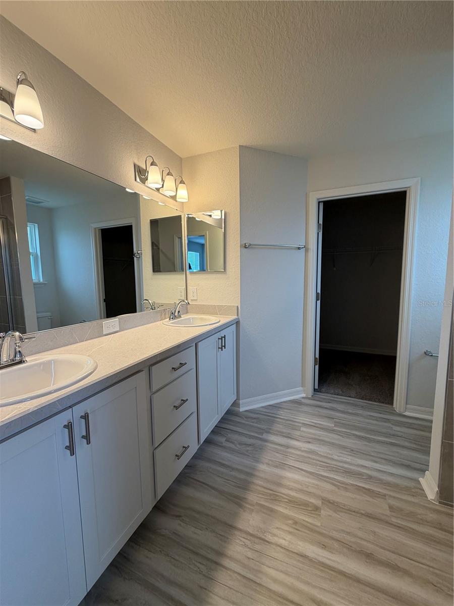 Image 10 of 17 For 827 Cypress Creek Run