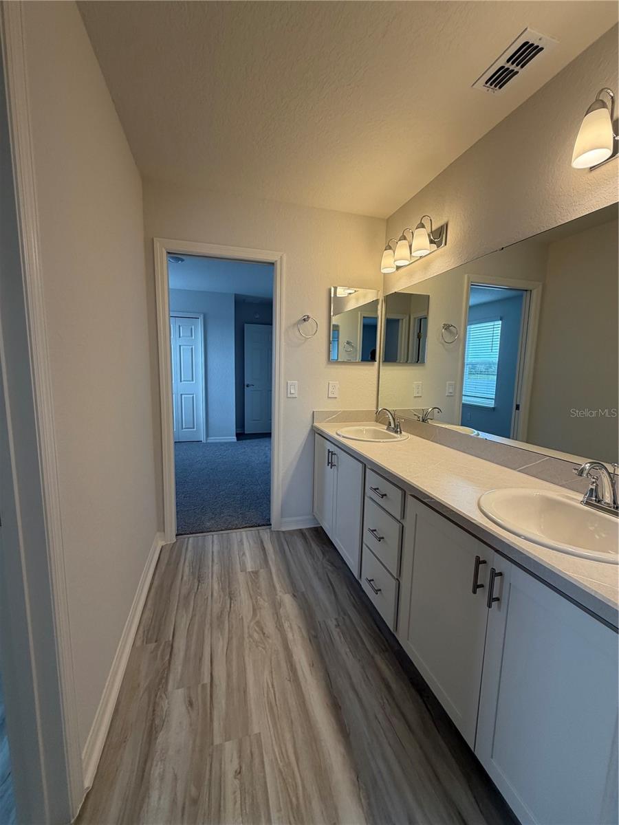 Image 15 of 17 For 827 Cypress Creek Run