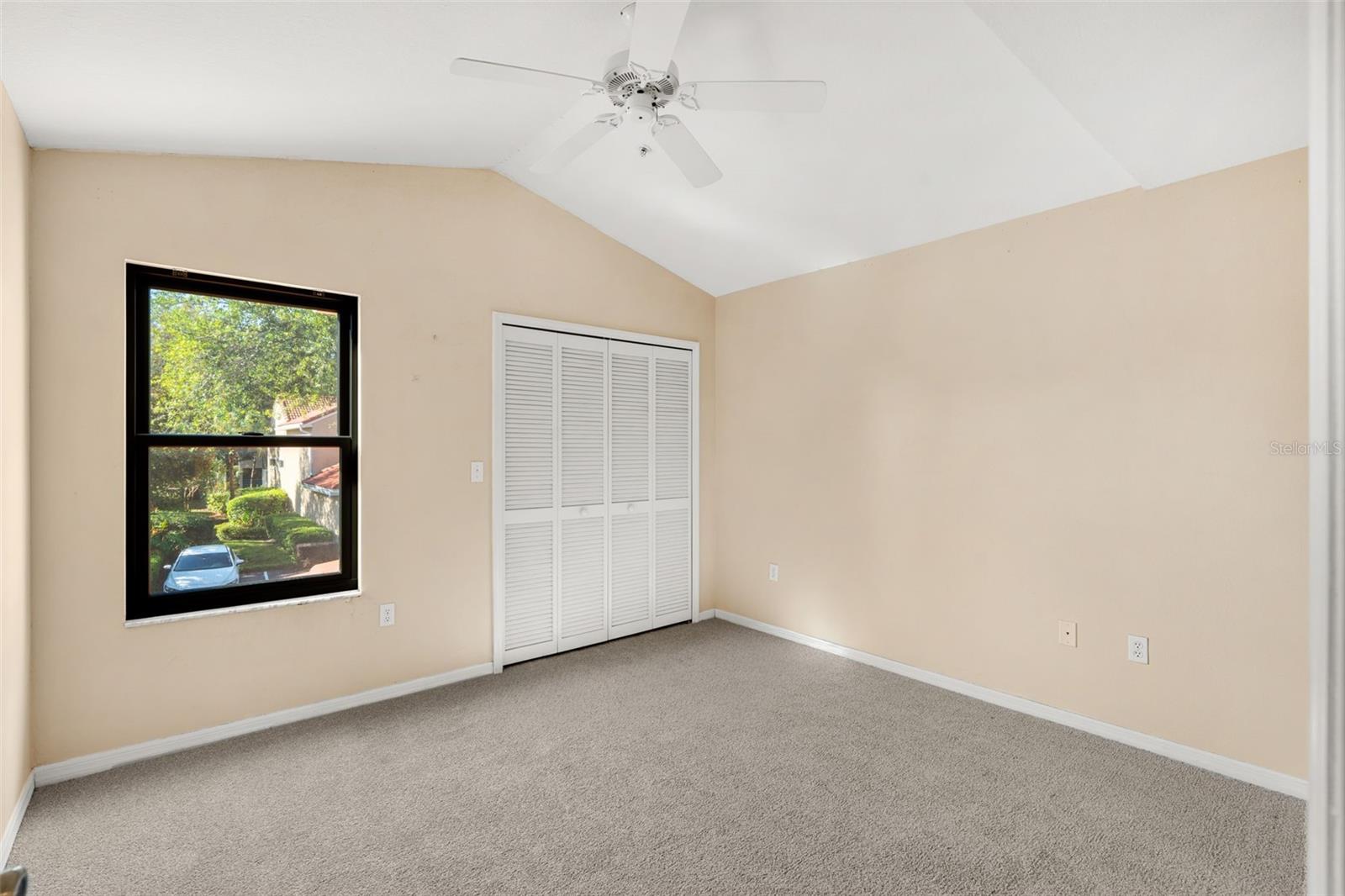 Image 22 of 34 For 1010 Winderley Place 127