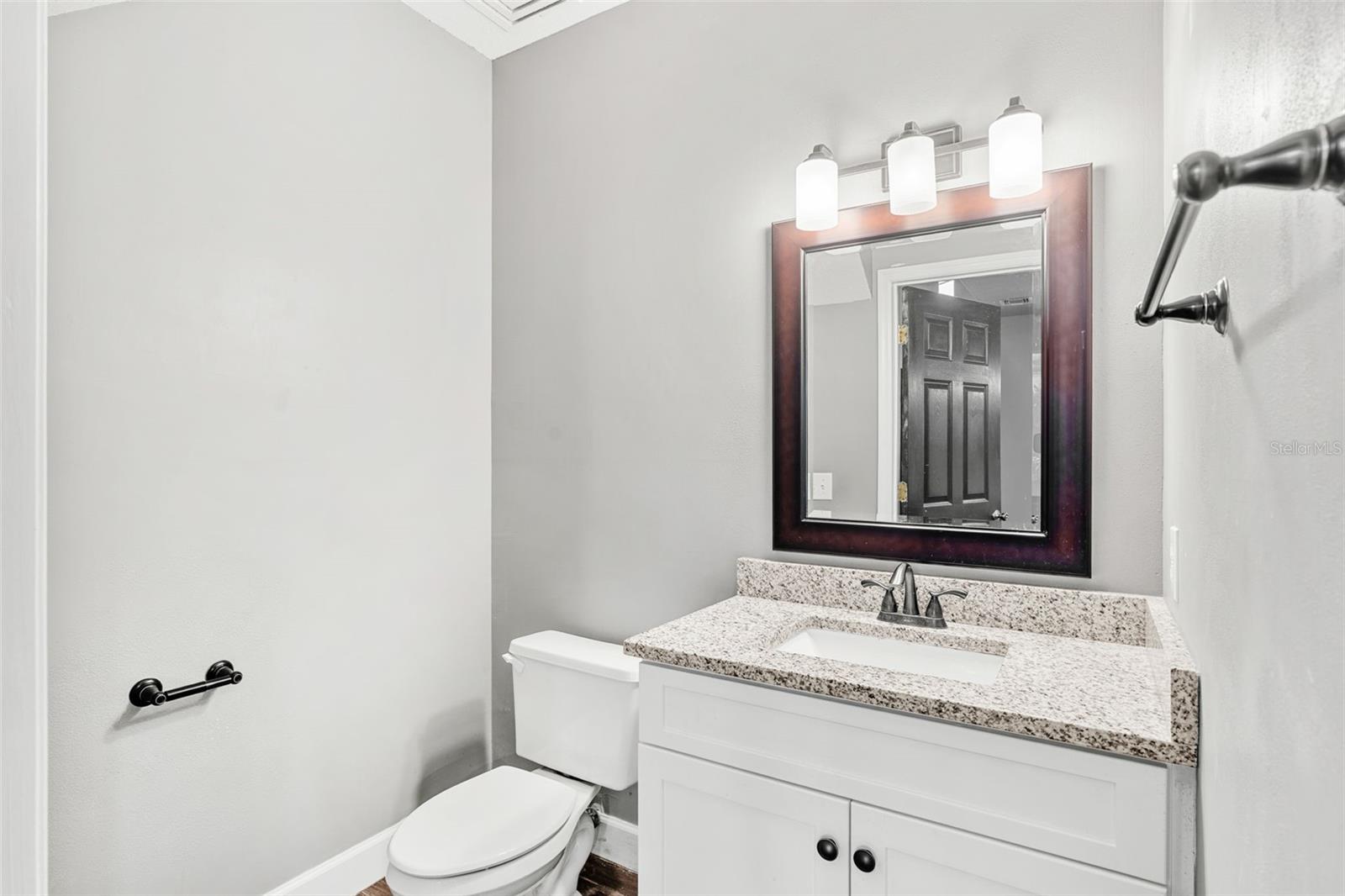 Image 29 of 34 For 1010 Winderley Place 127