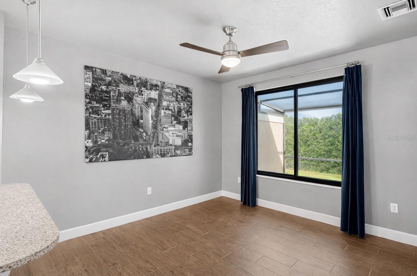 Image 6 of 34 For 1010 Winderley Place 127