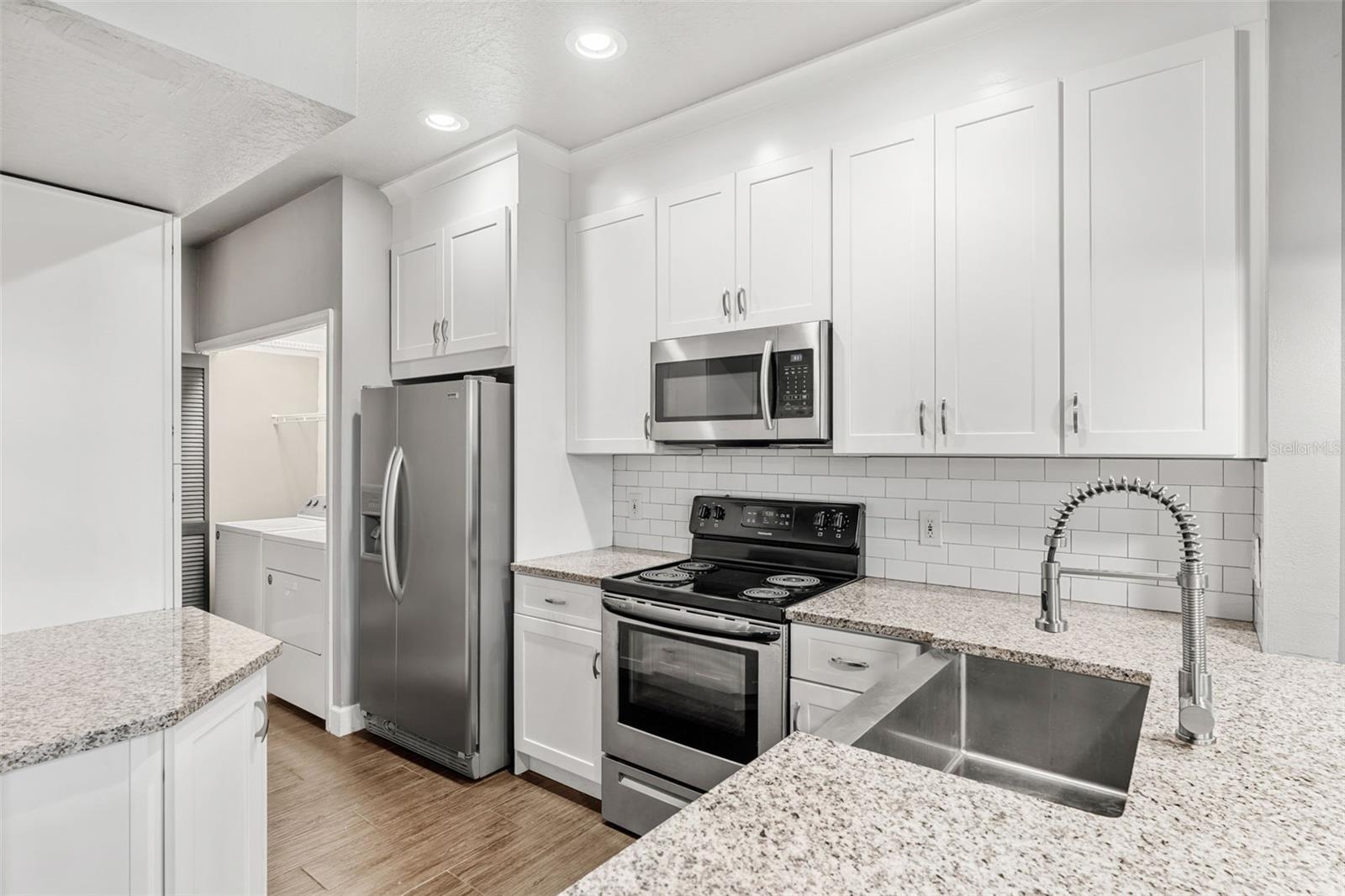 Image 9 of 34 For 1010 Winderley Place 127