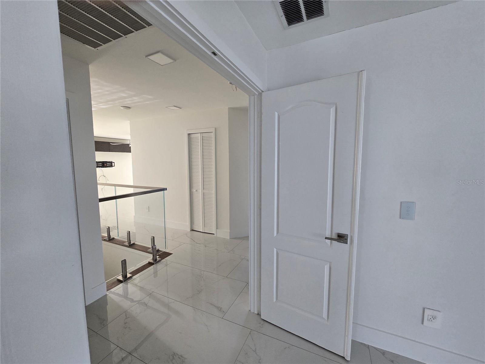 Image 32 of 41 For 6013 Fender Court