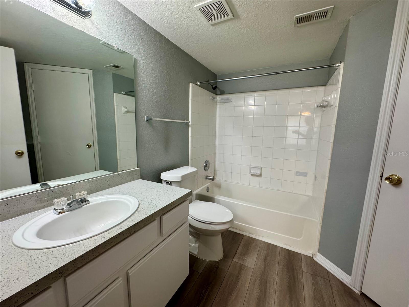 Image 9 of 11 For 2218 Grand Cayman Court 1338