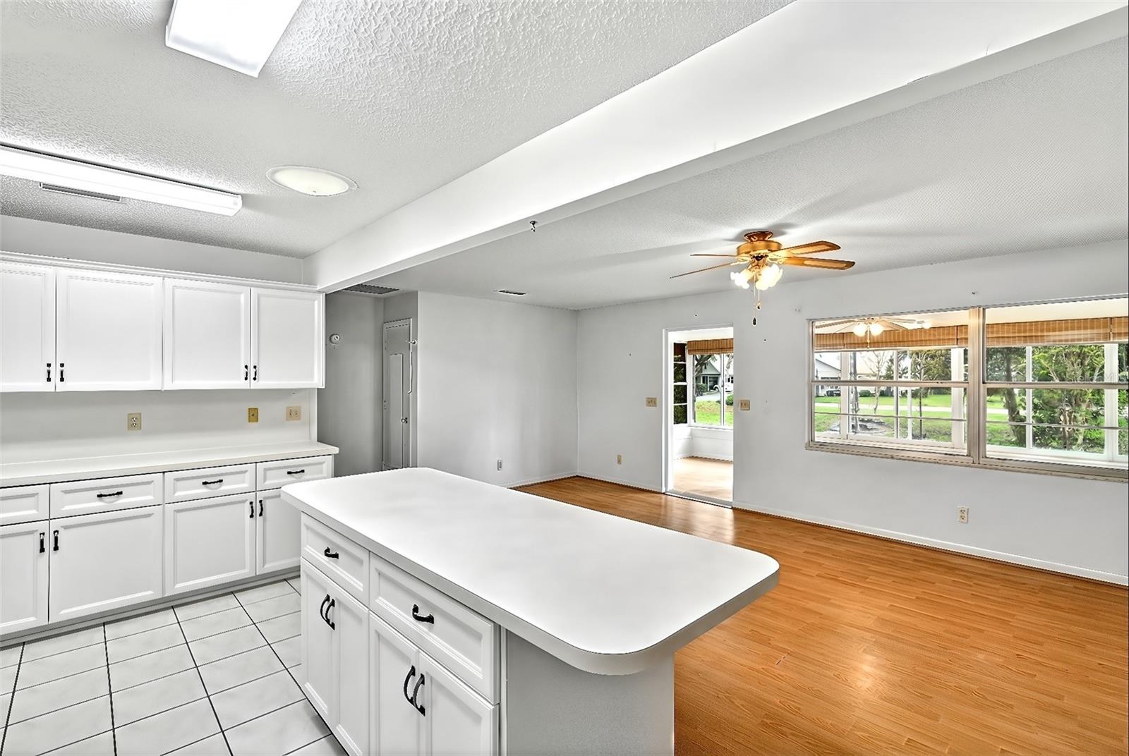 Image 21 of 24 For 8634 92nd Street A