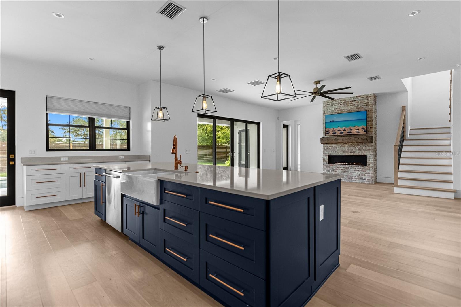 Image 15 of 78 For 1814 Barker Drive