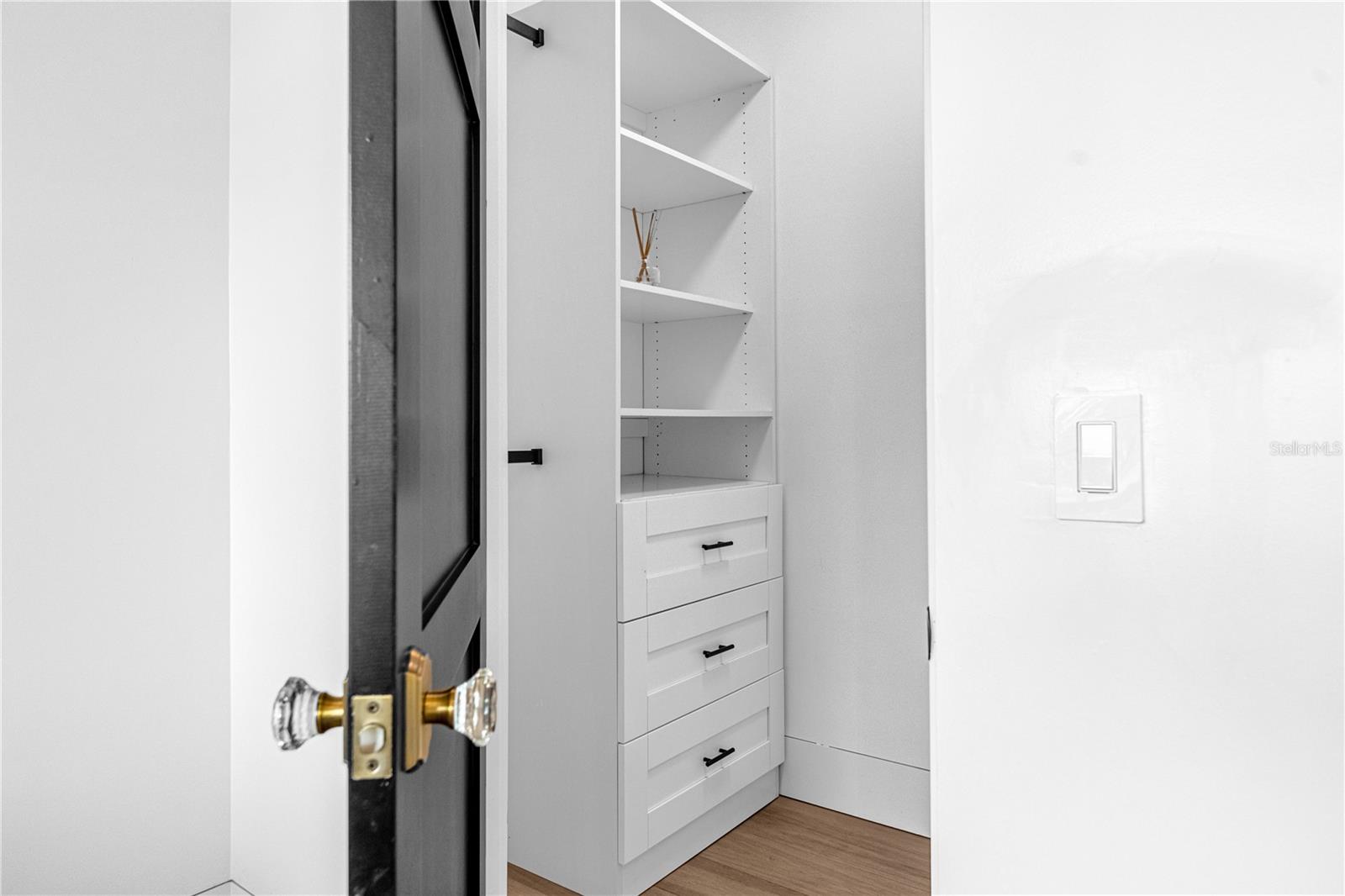 Image 31 of 78 For 1814 Barker Drive