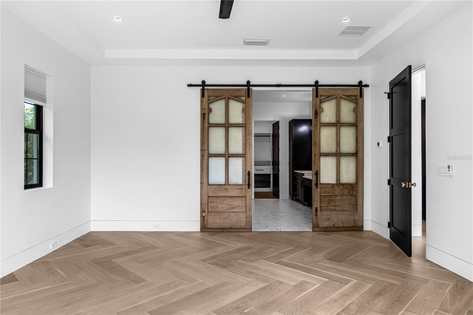 Image 37 of 78 For 1814 Barker Drive