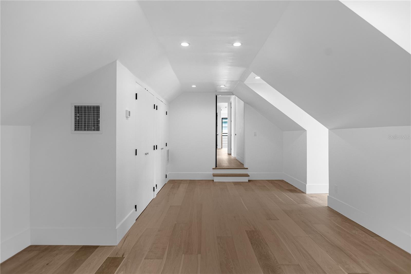 Image 51 of 78 For 1814 Barker Drive