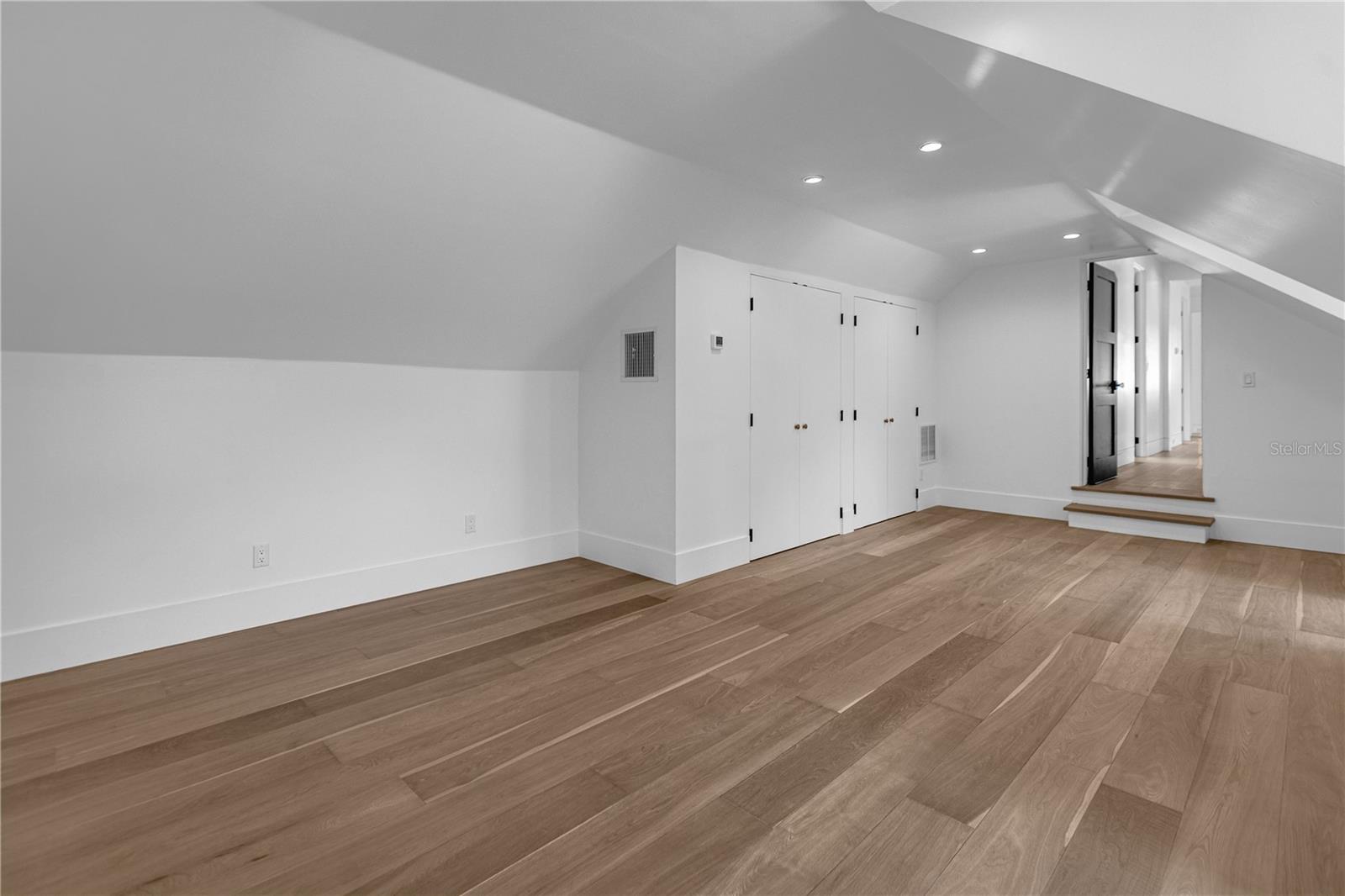 Image 52 of 78 For 1814 Barker Drive