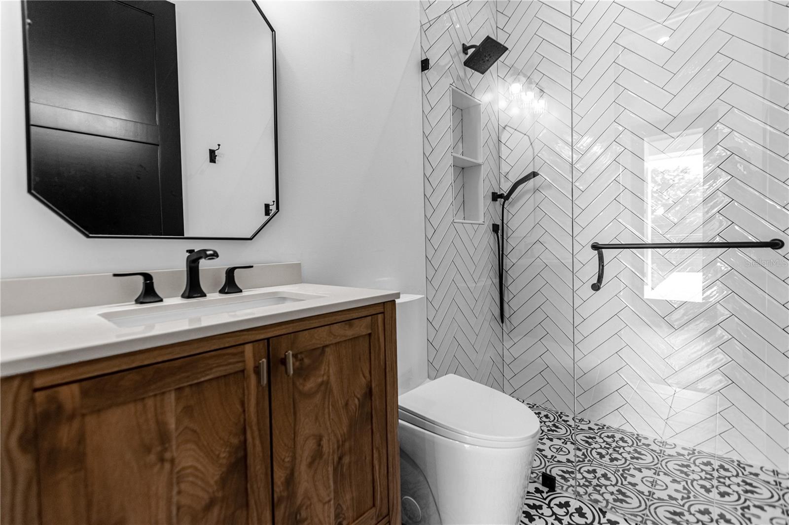 Image 57 of 78 For 1814 Barker Drive