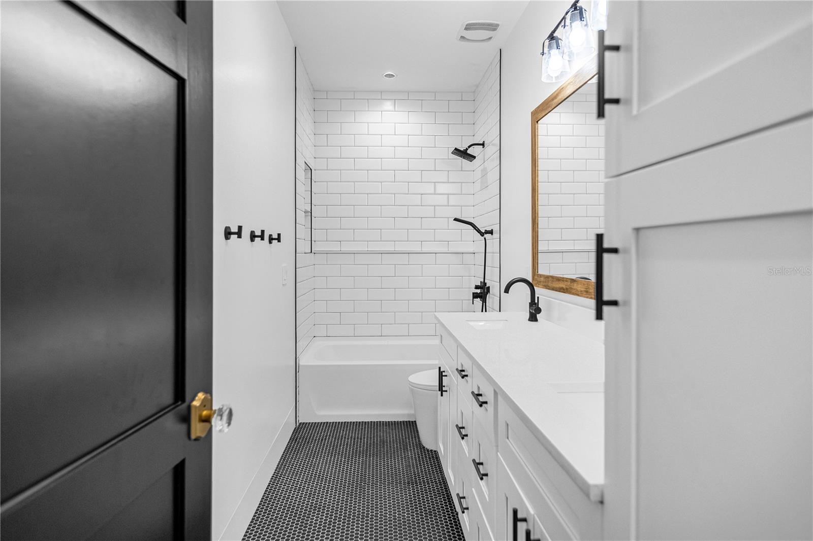 Image 64 of 78 For 1814 Barker Drive