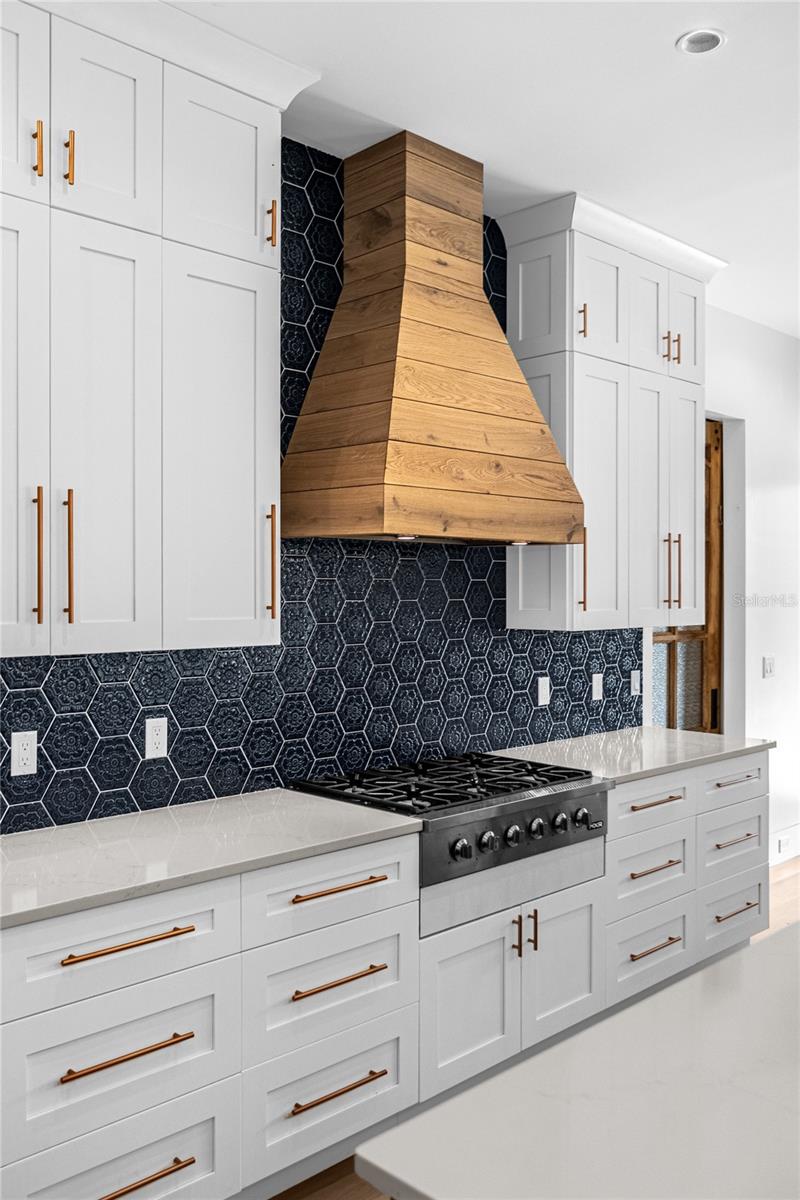 Image 9 of 78 For 1814 Barker Drive