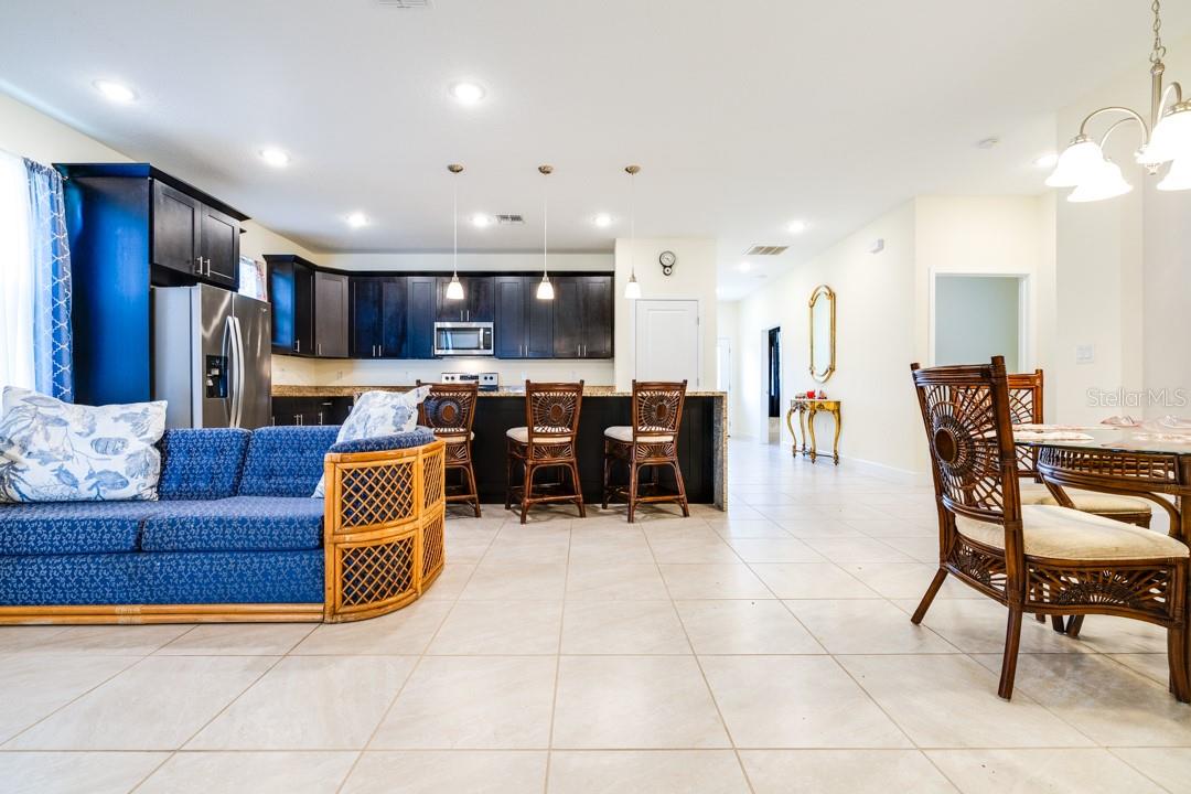 Image 23 of 39 For 520 Nogales Court