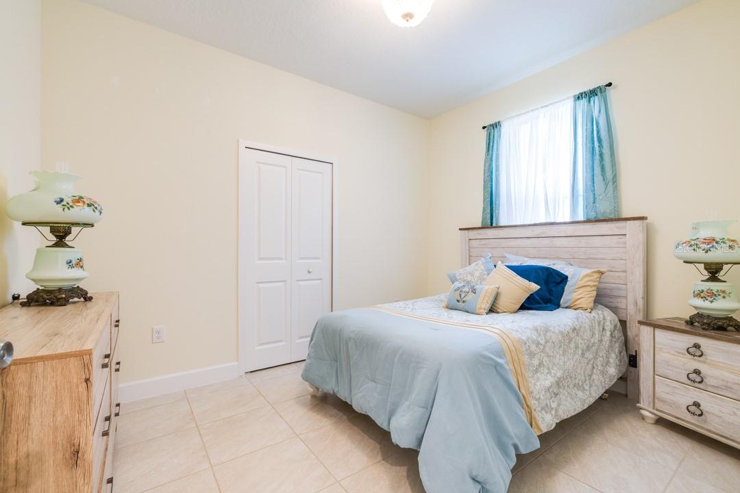 Image 34 of 39 For 520 Nogales Court