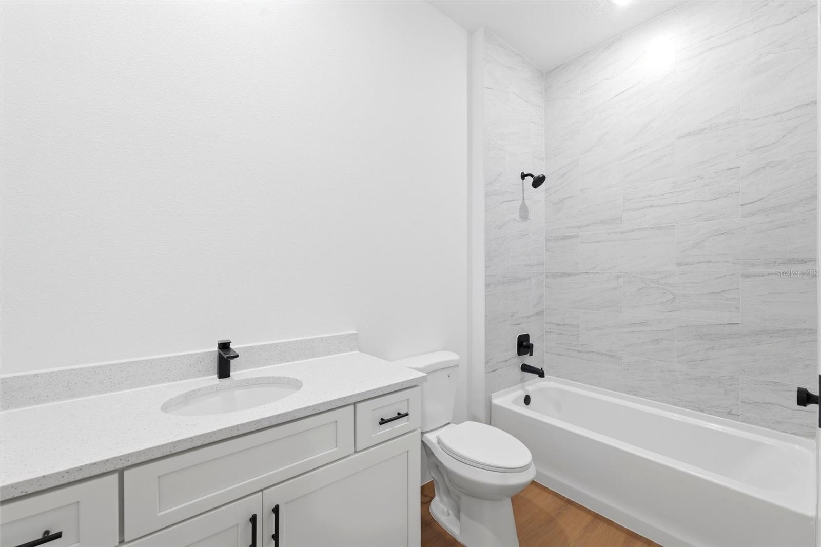 Image 28 of 36 For 559 Heronsbill Lane